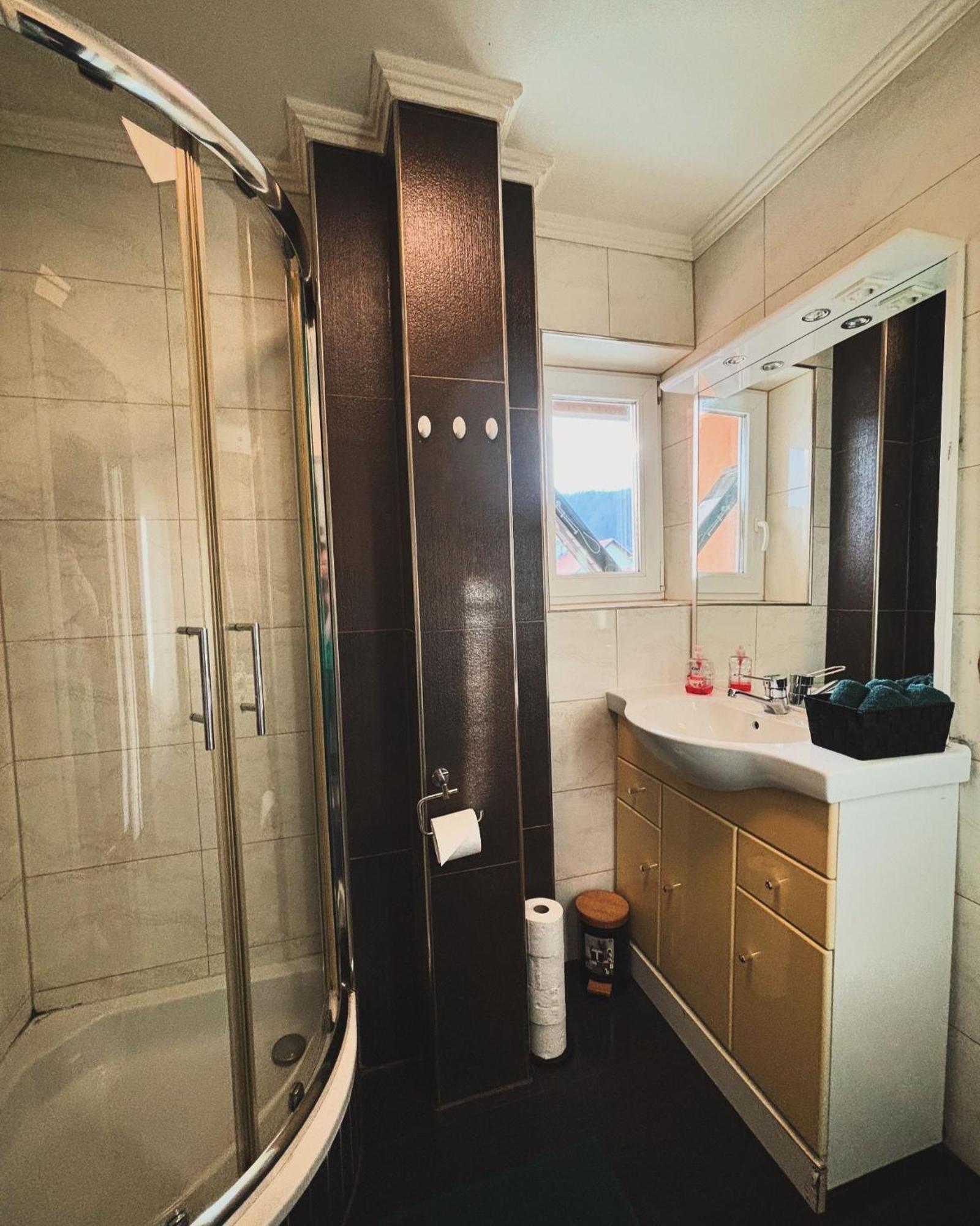 R&S Apartment Graz Bagian luar foto