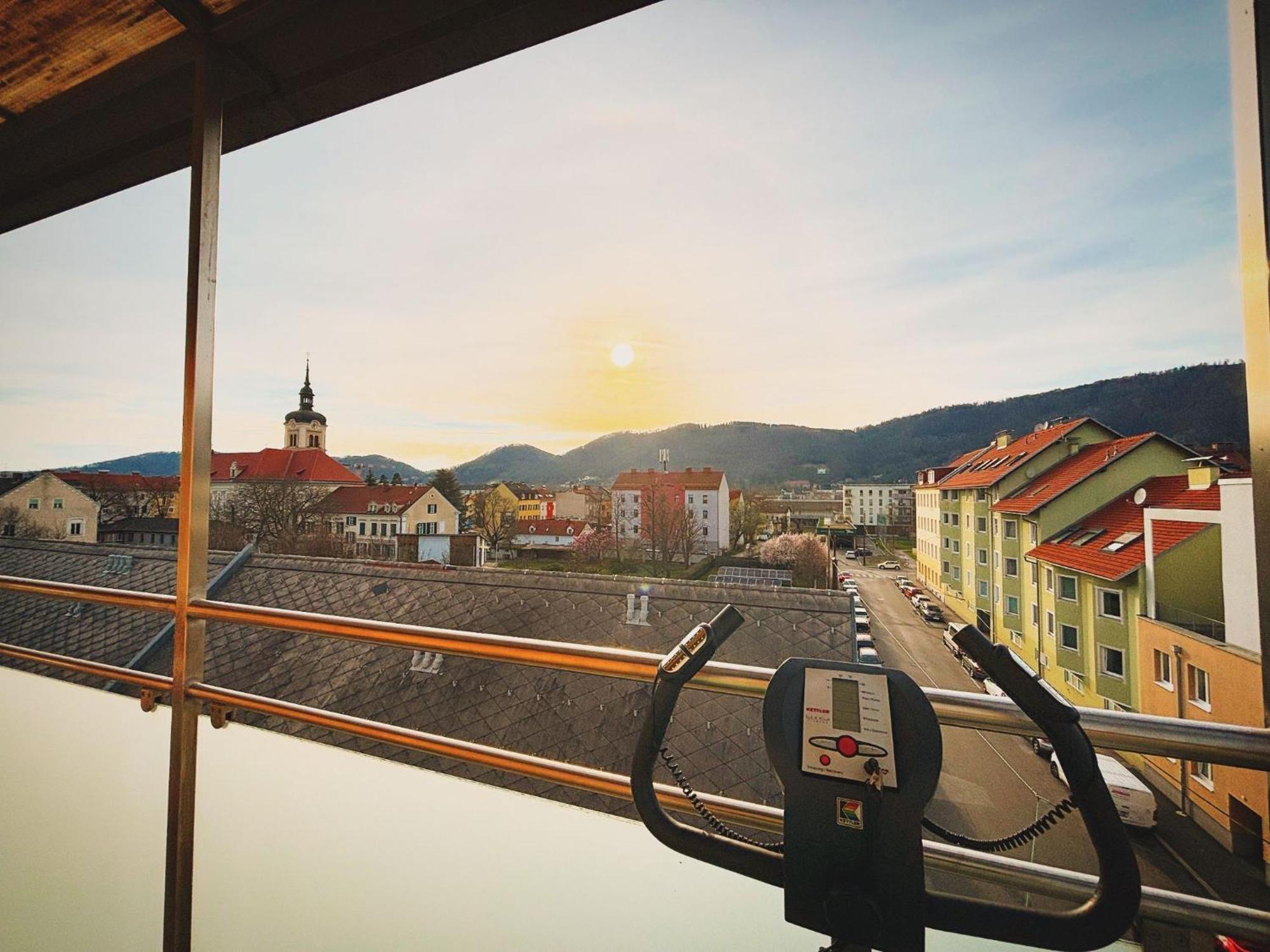 R&S Apartment Graz Bagian luar foto